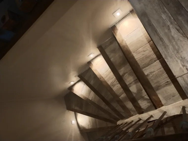 Escalier, Fréjus, HB2J